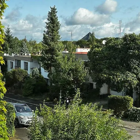 V Rezidencni Ctvrti Prahy 6 * Prague