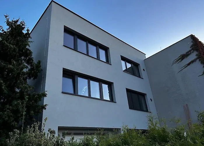 V Rezidencni Ctvrti Prahy 6 פראג